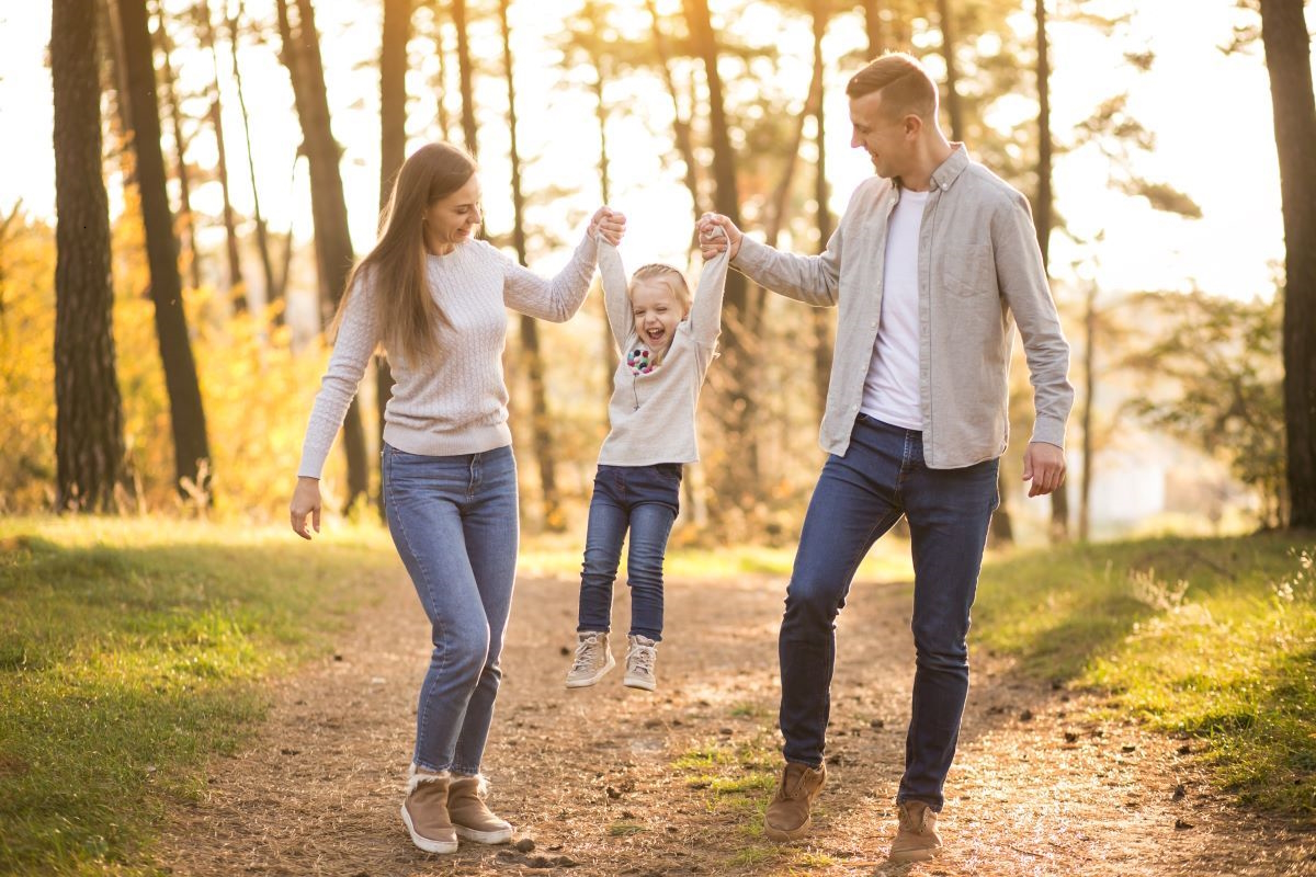 podiatry happy family walking